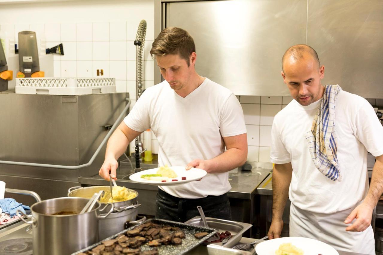 Gasthof Zur Linde Sankt Andrä bei Frauenkirchen Extérieur photo