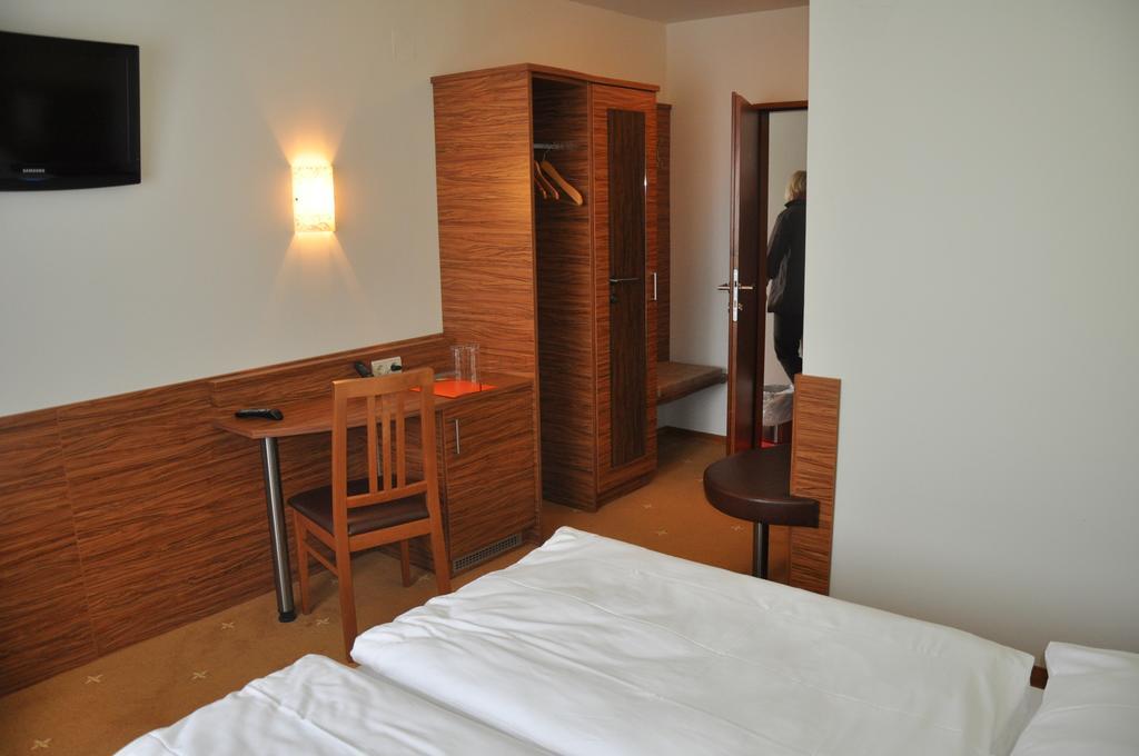 Gasthof Zur Linde Sankt Andrä bei Frauenkirchen Chambre photo