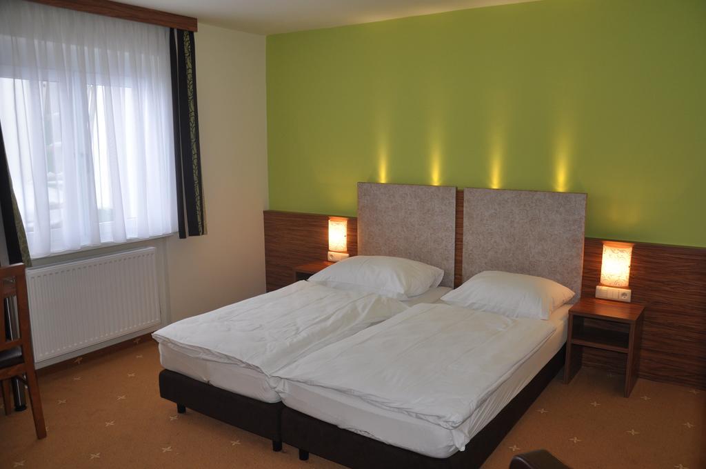 Gasthof Zur Linde Sankt Andrä bei Frauenkirchen Chambre photo