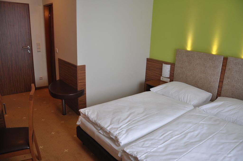 Gasthof Zur Linde Sankt Andrä bei Frauenkirchen Chambre photo